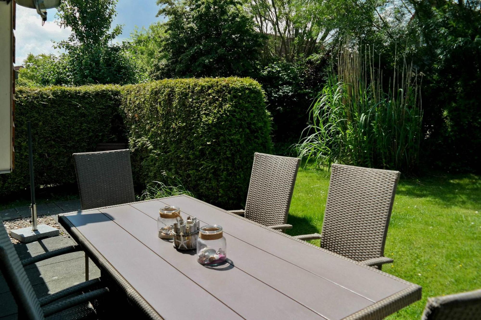 Urlaubsruhe 6 Pers Holiday Home W Terrace Close To National Park Lauwersmeer Anjum エクステリア 写真